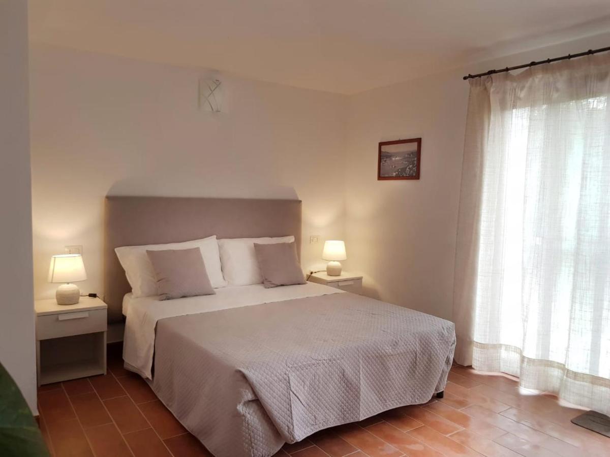 B&B Bell'Alba Santa Teresa Gallura Eksteriør billede
